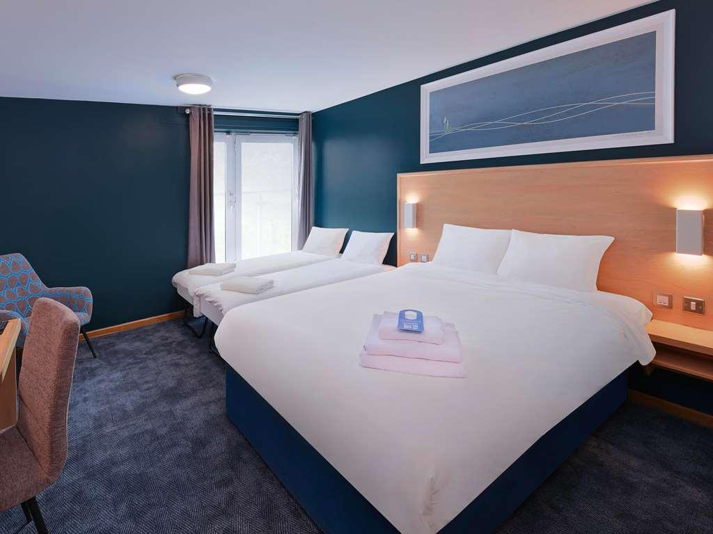 Travelodge London City Airport Habitación foto