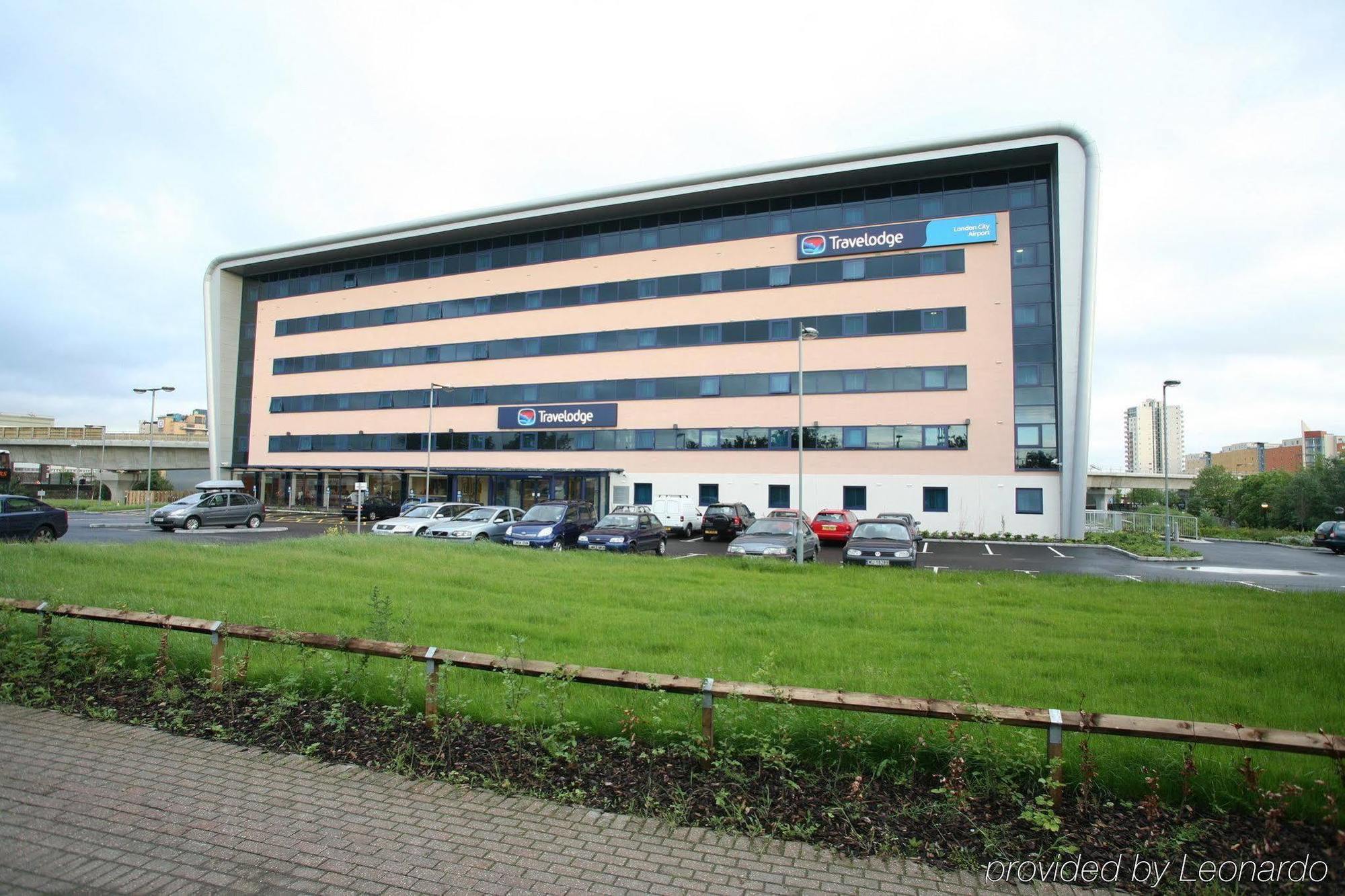 Travelodge London City Airport Exterior foto