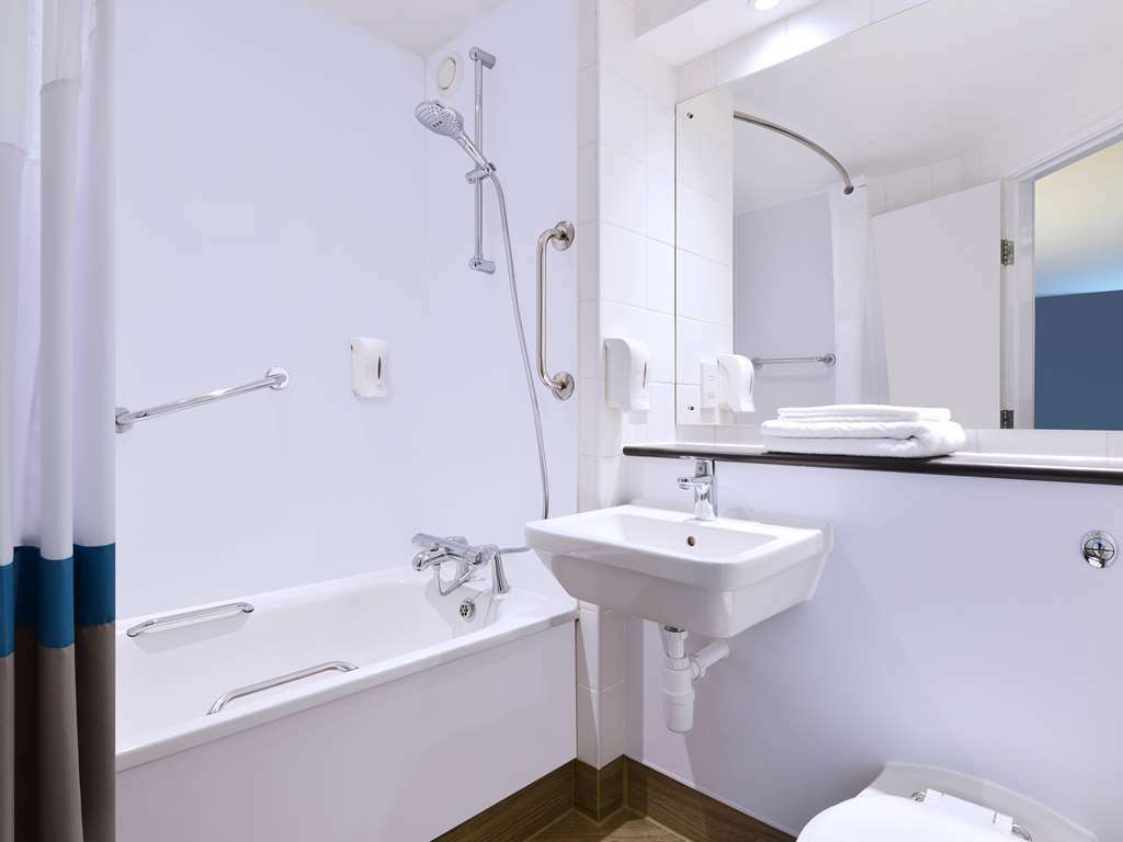 Travelodge London City Airport Habitación foto